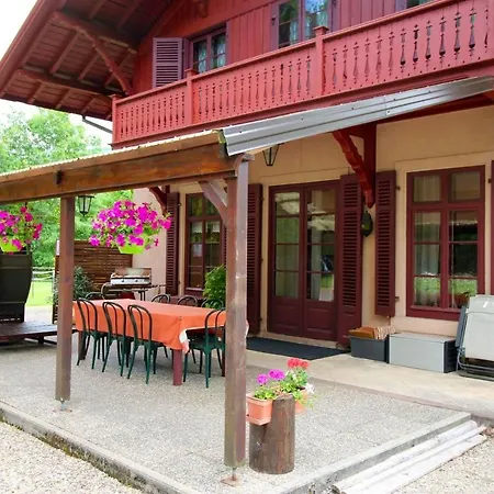 Ferienhaus Maison De Charme Avec Jardin A Mitzach, Vue Sur Montagne